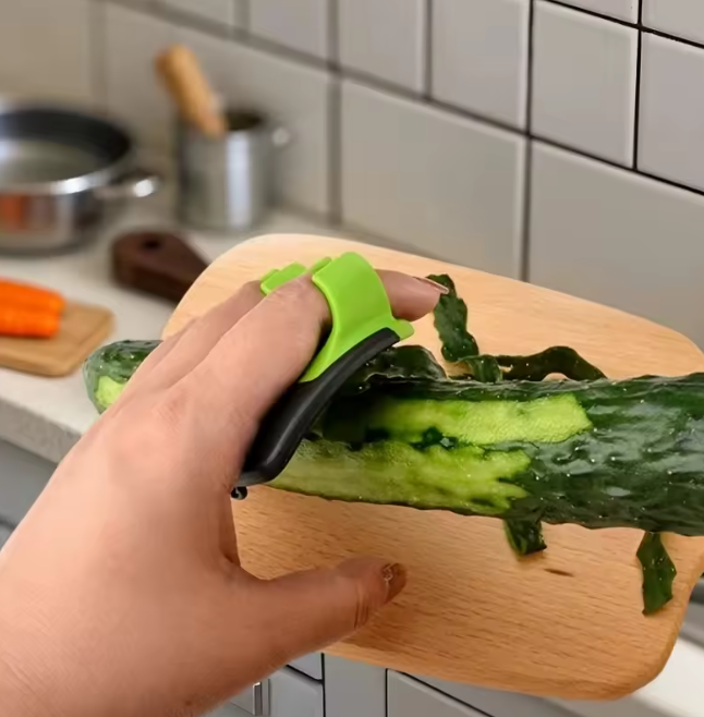 1/2 Easy and Convenient Black Green Peeler, Sharp Blade, Non Slip Grip, Suitable for Kitchen and Camping